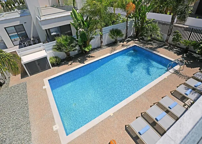 Vila Evergreen - 3bed Large Pool *