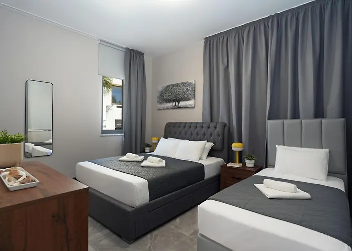 Evergreen - 3bed Large Pool