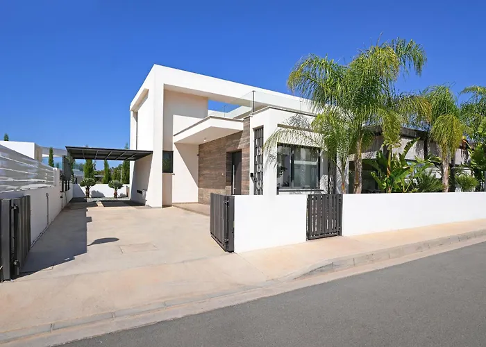 Evergreen - 3bed Large Pool Vila Protaras