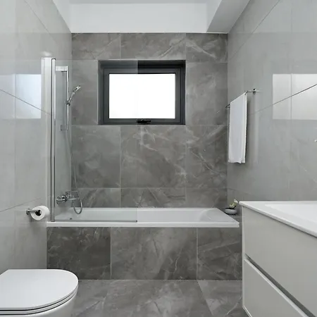 Evergreen - 3bed Large Pool *