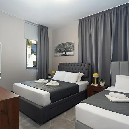 Evergreen - 3bed Large Pool