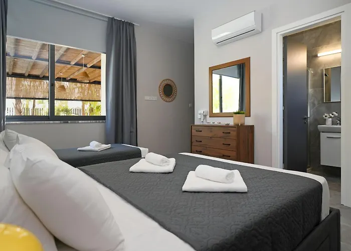 Evergreen - 3bed Large Pool